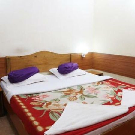 Hotel Brindavan Guwahati Buitenkant foto